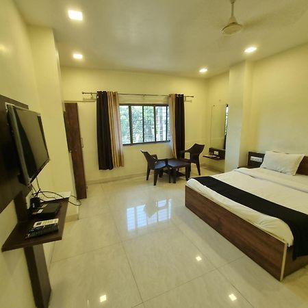 The Living Space Lonavala Ngoại thất bức ảnh
