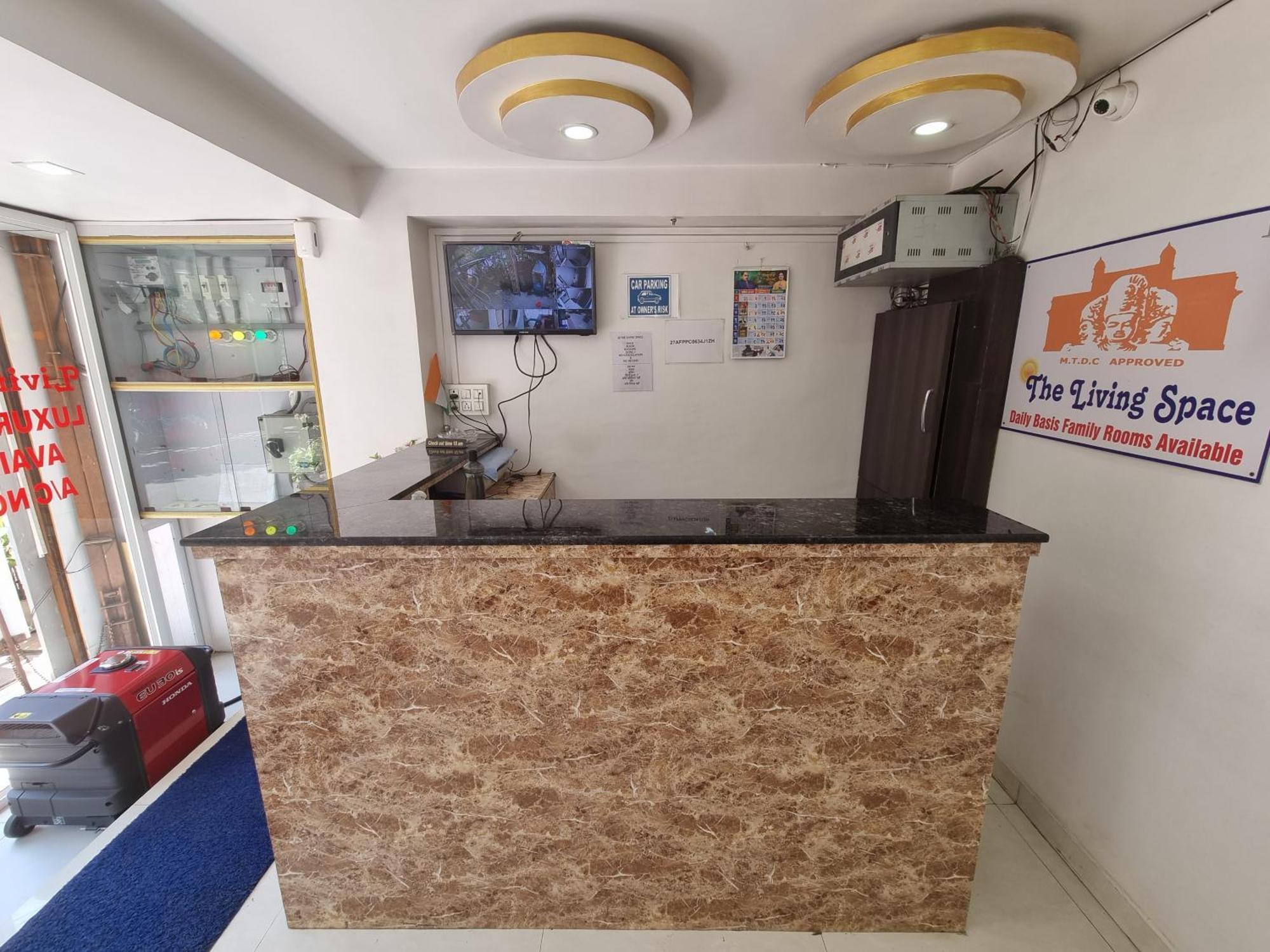 The Living Space Lonavala Ngoại thất bức ảnh