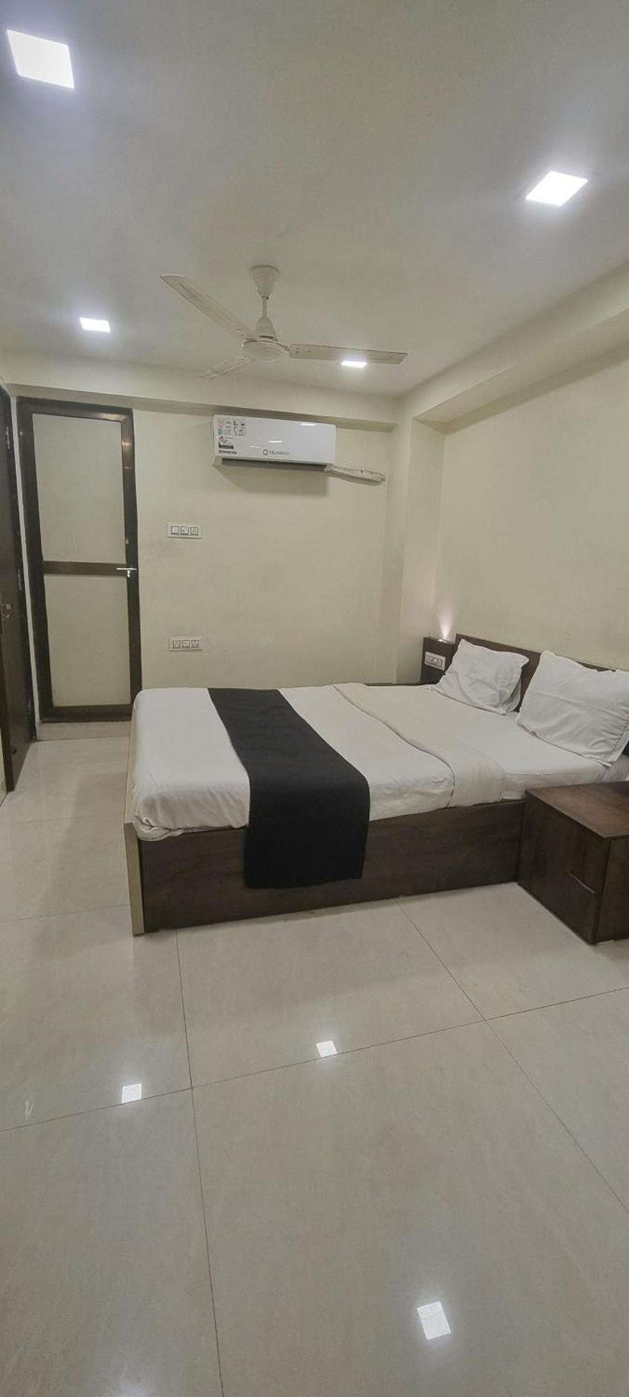 The Living Space Lonavala Ngoại thất bức ảnh